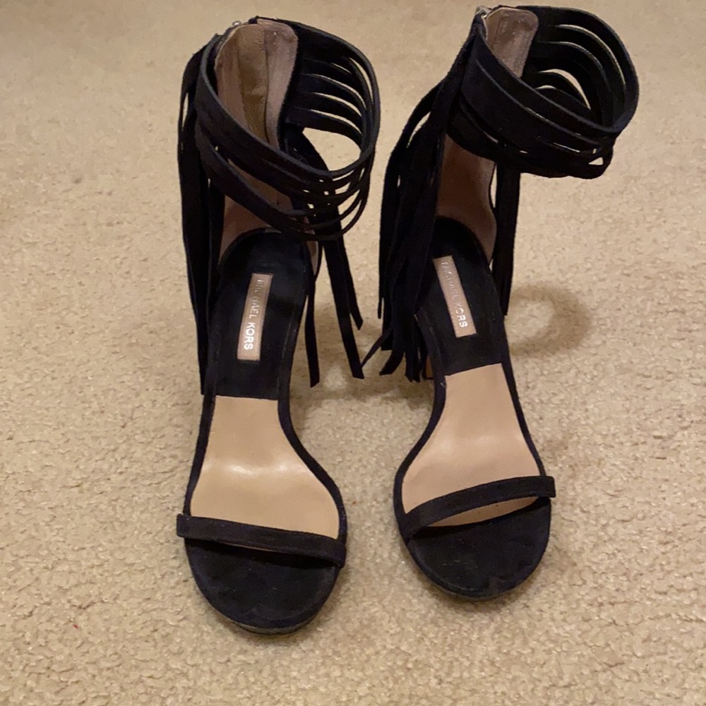 MICHAEL KORS “Daphne” Suede Fringe Trim Platform Sandals Heels - Picture 7 of 10